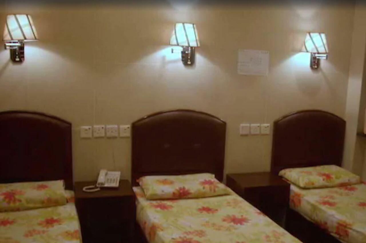 Li'S Chain Hostel Гонконг Экстерьер фото
