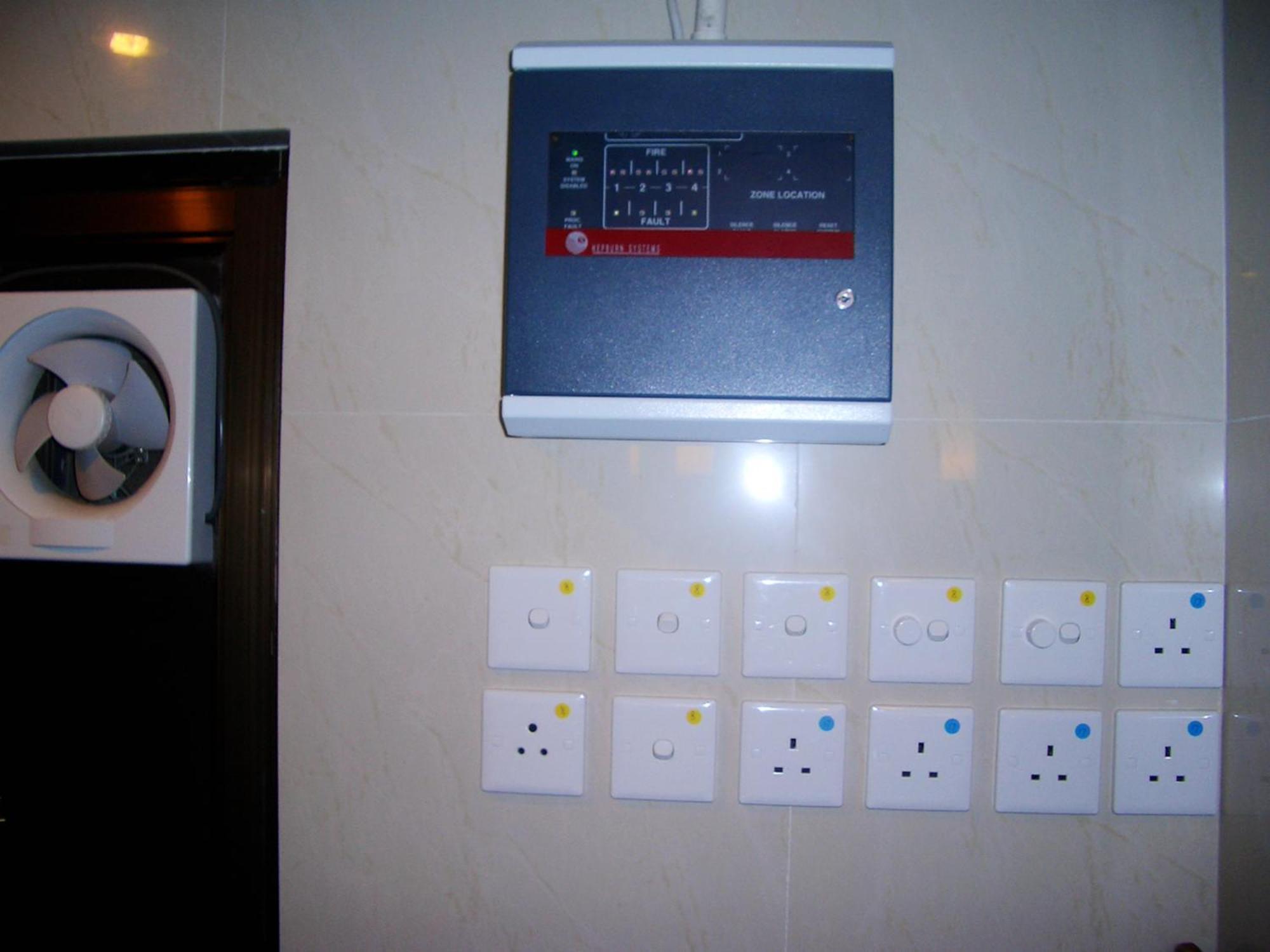 Li'S Chain Hostel Гонконг Экстерьер фото