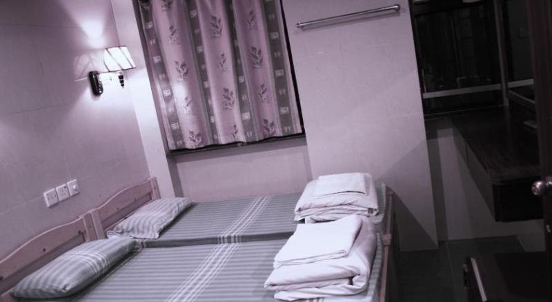 Li'S Chain Hostel Гонконг Экстерьер фото